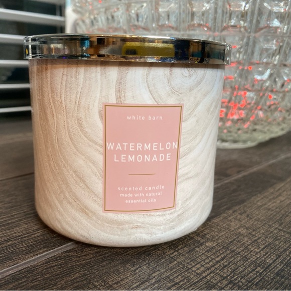 Bath & Body Works White Barn Watermelon Lemonade  3 Wick Candle - Picture 8 of 8